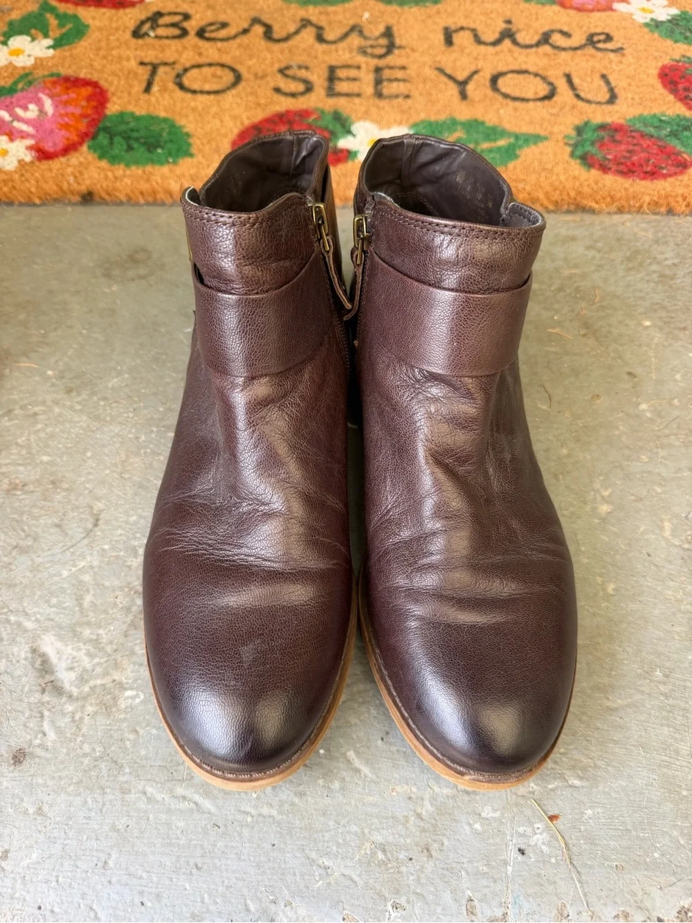 Franco Sarto smooth dark